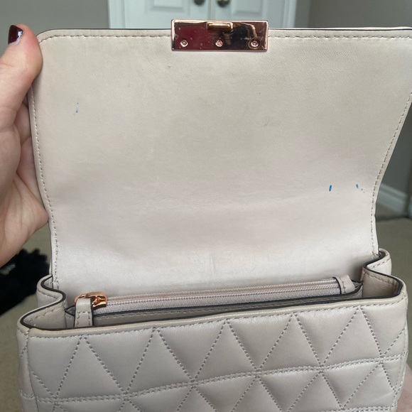 Michael Kors Light Pink Bag with Rose Gold - Picture 9 of 12